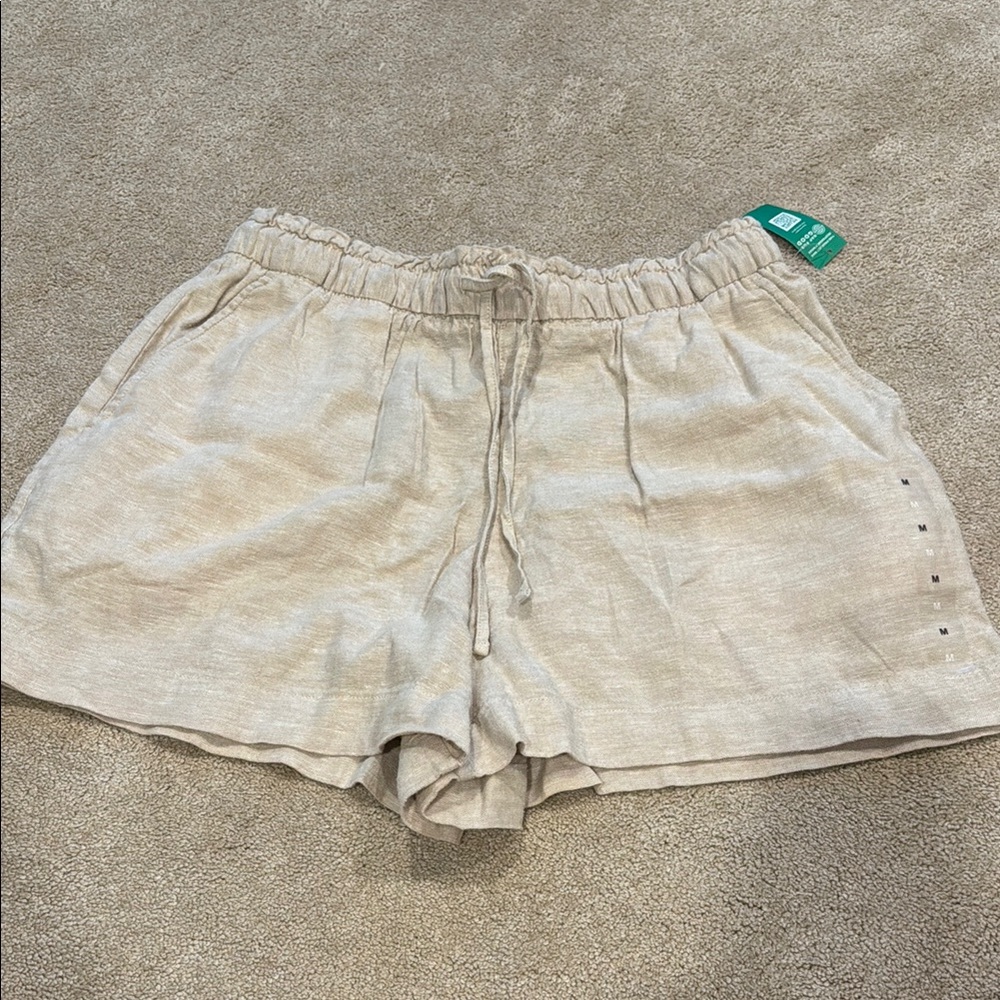 NWT Women's Beige Casual Linen Shorts